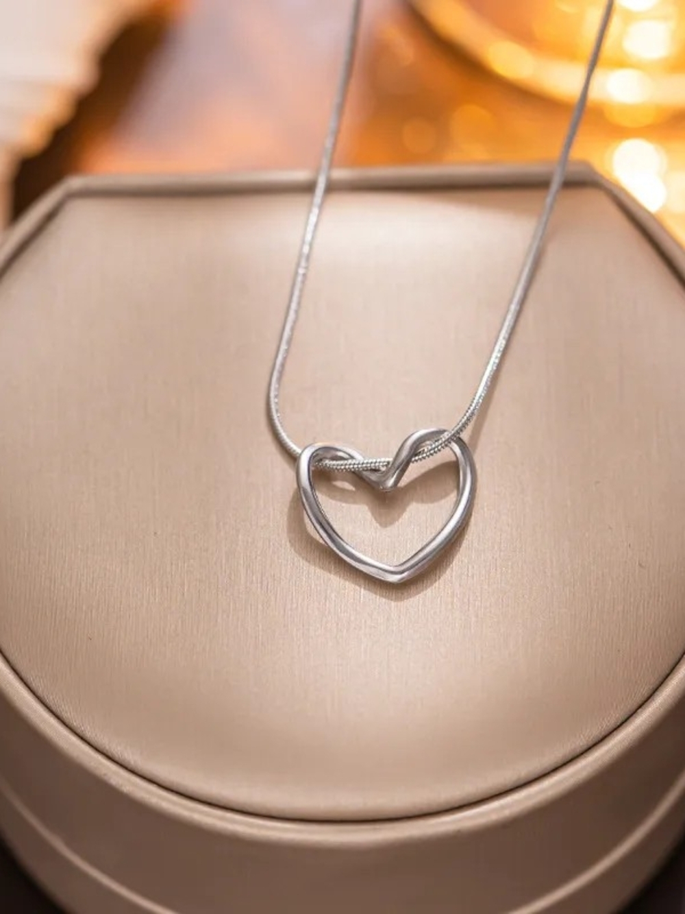 Elegant Silver Heart Necklace - Women Jewelry